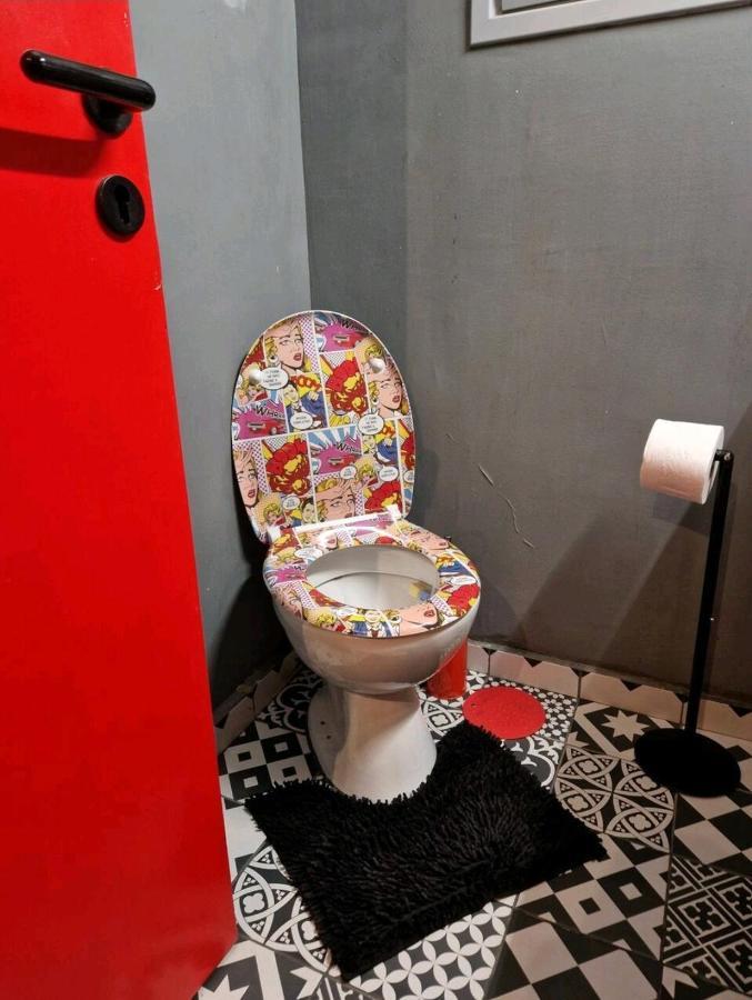 Athens Comic House Apartment ภายนอก รูปภาพ
